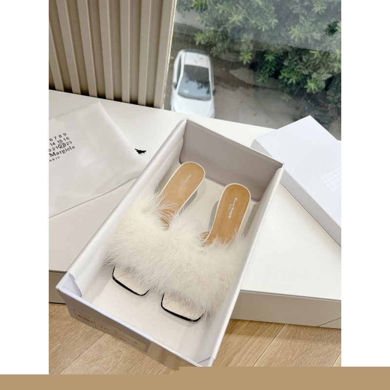 Other Slippers